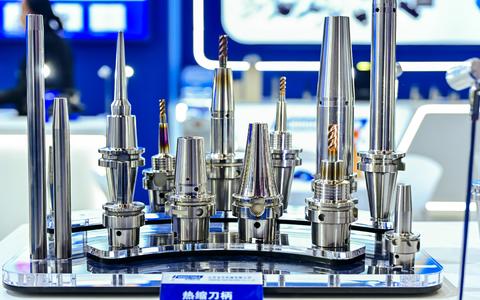 Vantaggi e principi del portautensili termoretraibile